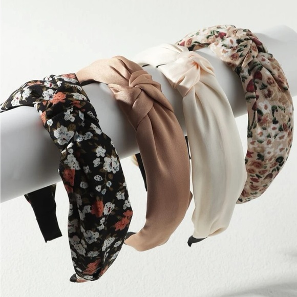 New 4pcs Flower Print Knot plus one white headband - Picture 1 of 5